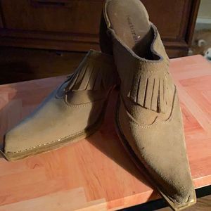 Naturalized tan suede fringed women’s booties